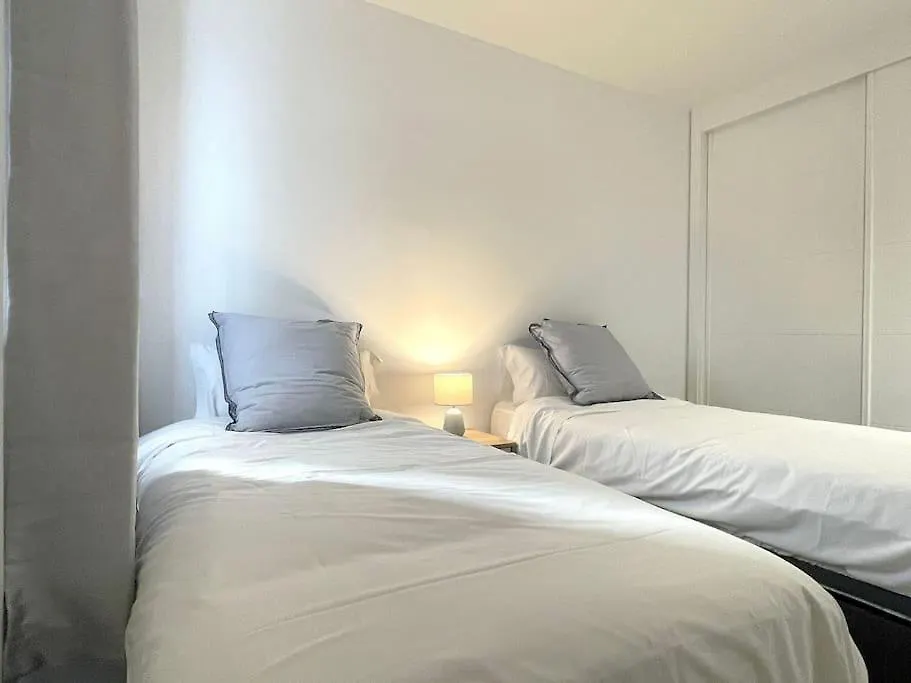 Designed 3Bed Garden Apartment At Casa Banderas In La Cala By Solrentspain La Cala De Mijas